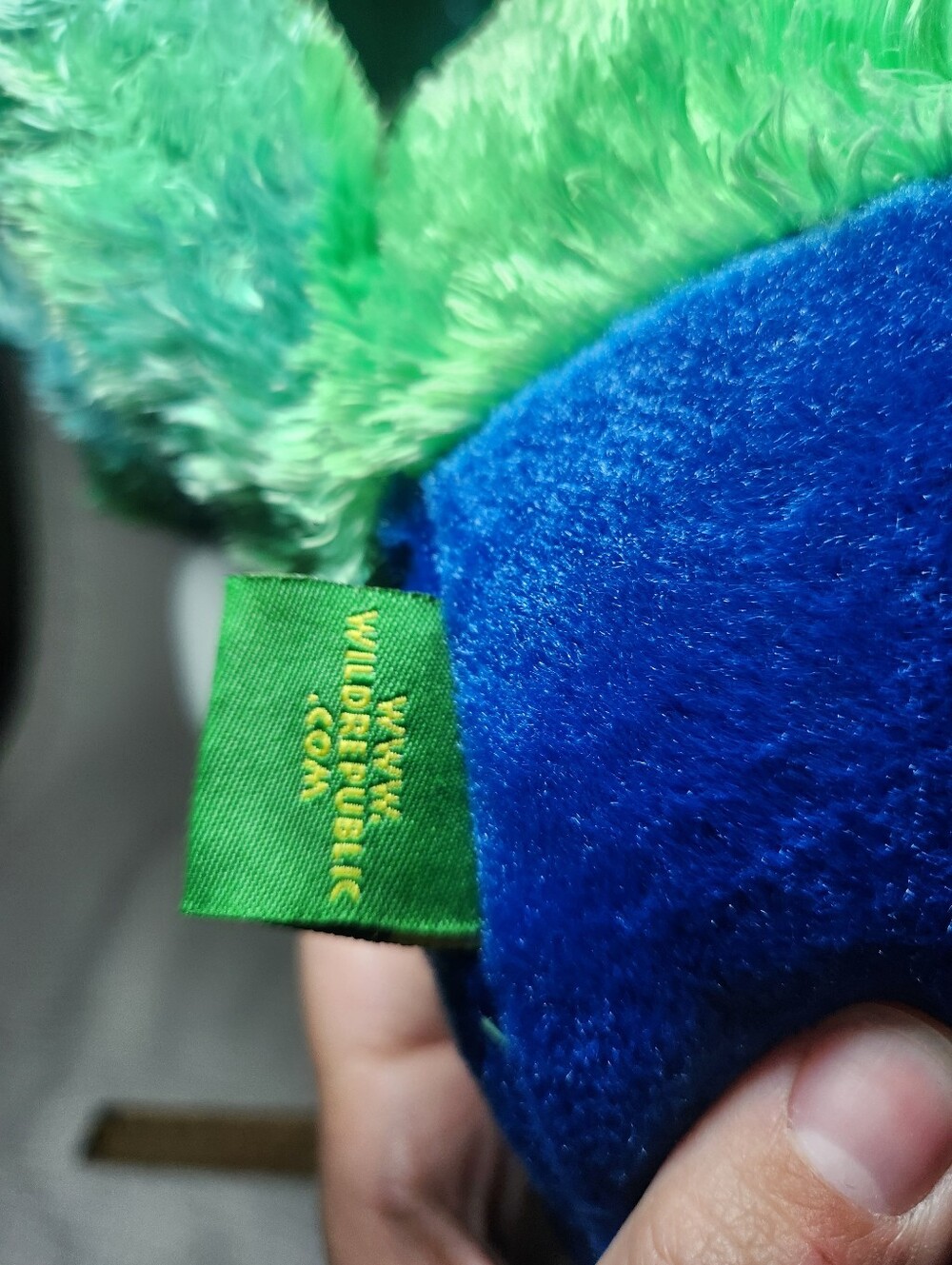 Wild Republic peacock plush stuffed animal - Picture 8 of 8